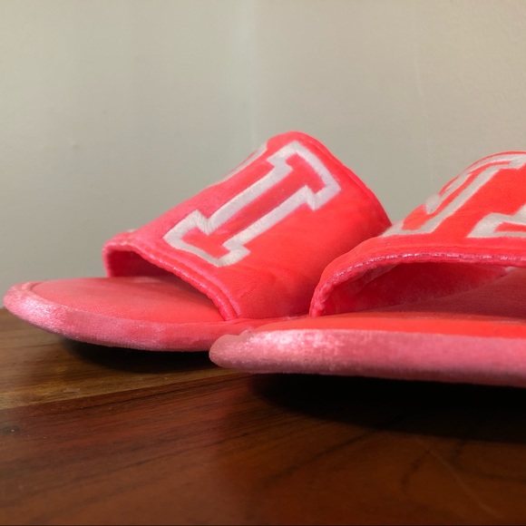 💃Victoria Secret PINK House Slippers💃 - Picture 4 of 7